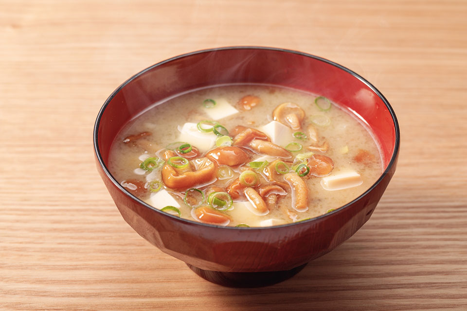 お味噌汁　完成